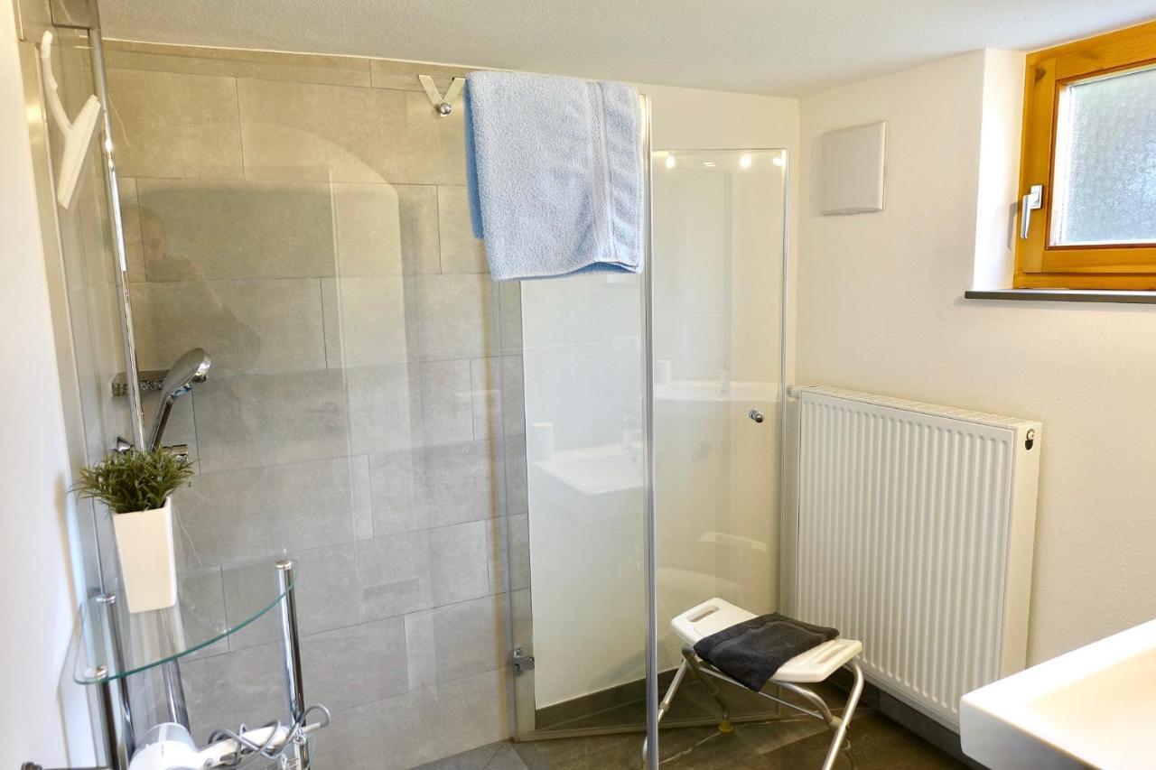 Ferienwohnung #4 Mit Terrasse In Zentraler Dennoch Ruhiger Lage - Stadtbus Vor Der Tuer! Lindau  Kültér fotó