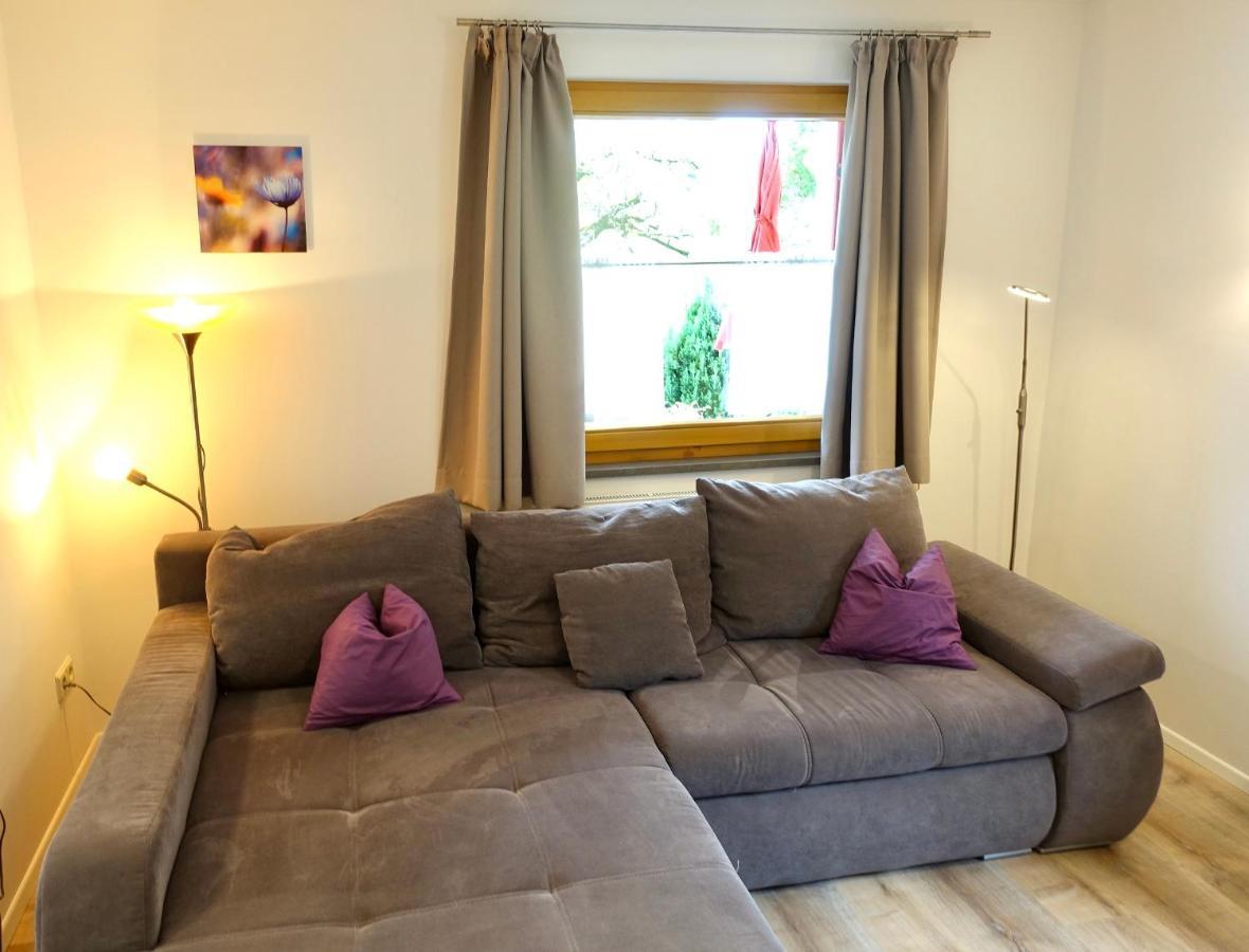 Ferienwohnung #4 Mit Terrasse In Zentraler Dennoch Ruhiger Lage - Stadtbus Vor Der Tuer! Lindau  Kültér fotó